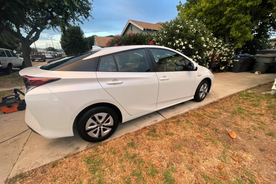 Toyota Prius with ceramic paint coating in Santa Maria, CA